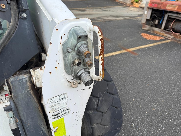 2019-bobcat-s650-image-7