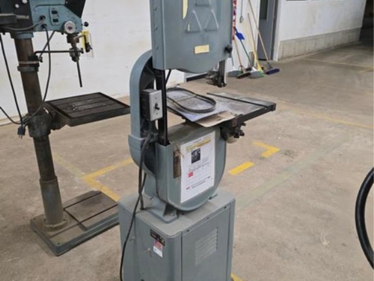 #2702-•-delta-band-saw-image-4