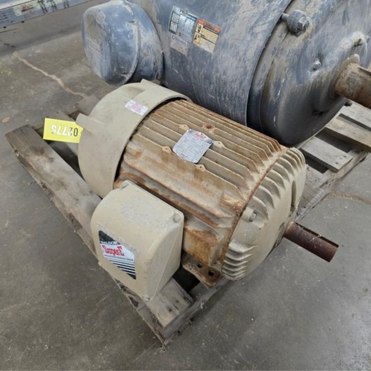 #2775 • Super E 30 Hp 3 Phase Motor