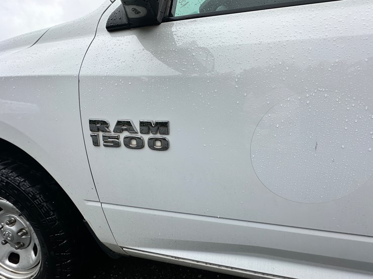 2015-dodge-ram-1500-image-42