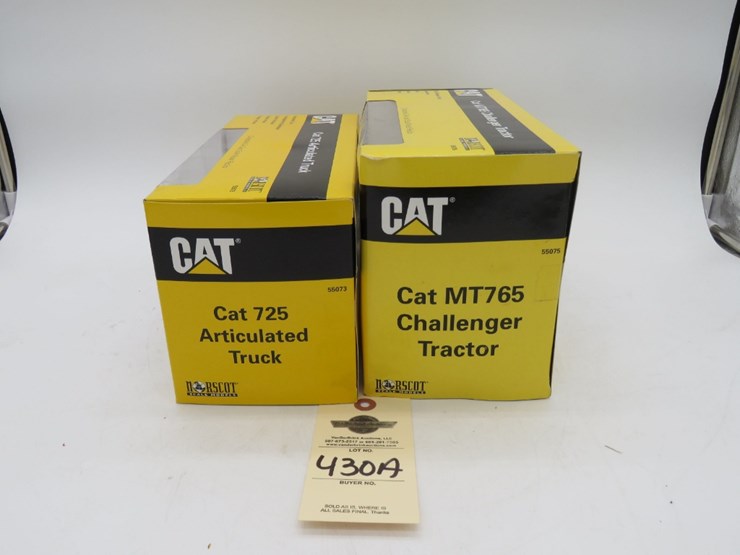 caterpillar-725-image-3