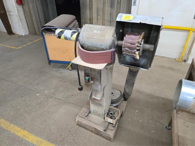 #2712-•-g&p-machinery-epn-1800-flap-sander-image-1