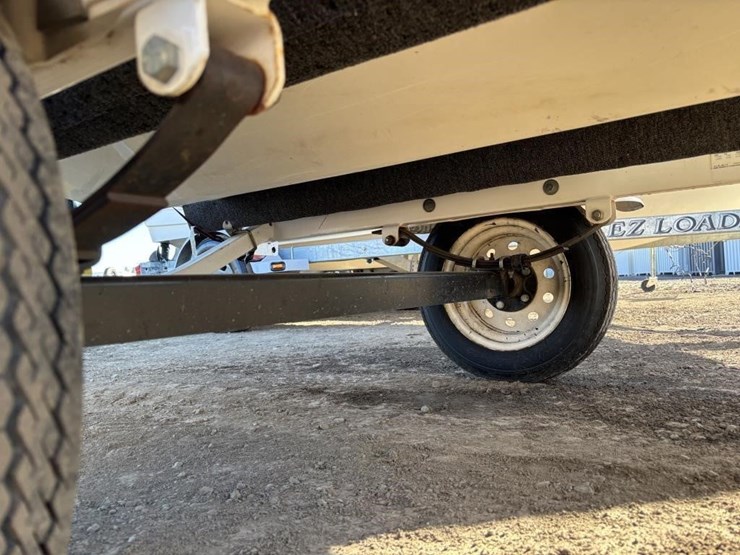 unknown-trailer-image-32