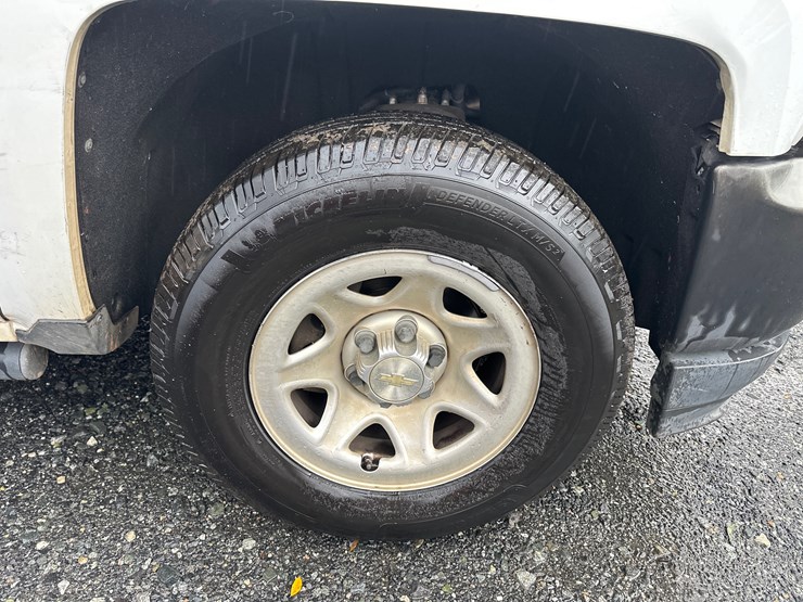 2018-chevrolet-k1500-image-18