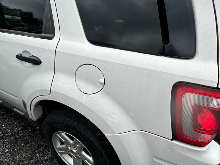 2008-ford-escape-hybrid-image-11