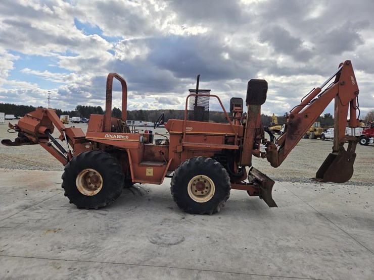 ditch-witch-6510-image-6