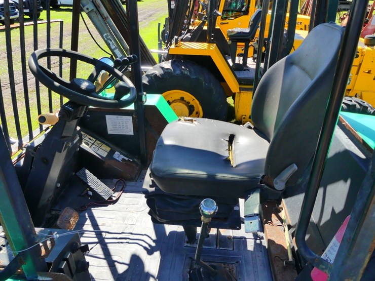 2014-jcb-930-image-9