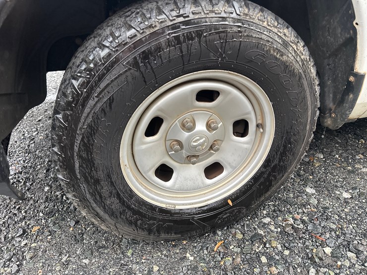 2015-dodge-ram-1500-image-26