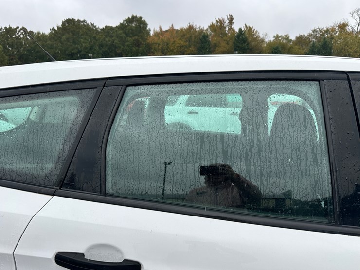 2016-ford-escape-image-17