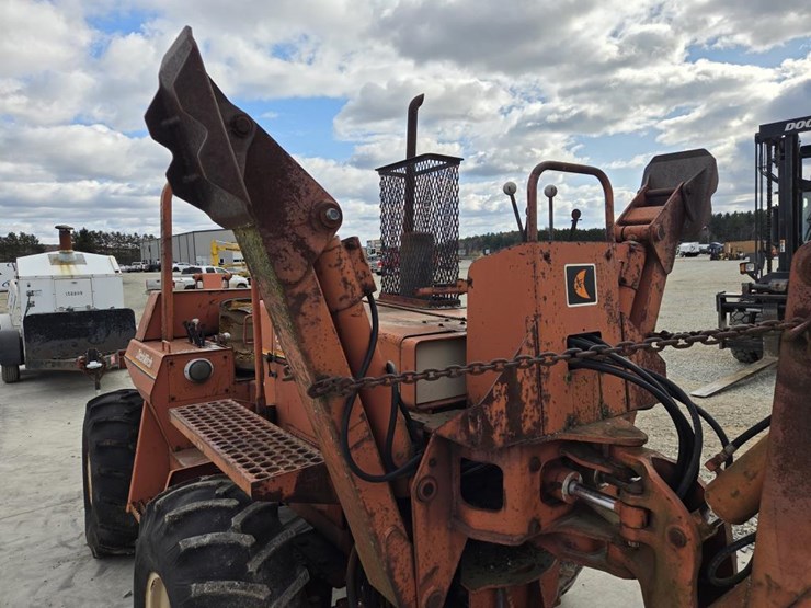 ditch-witch-6510-image-25