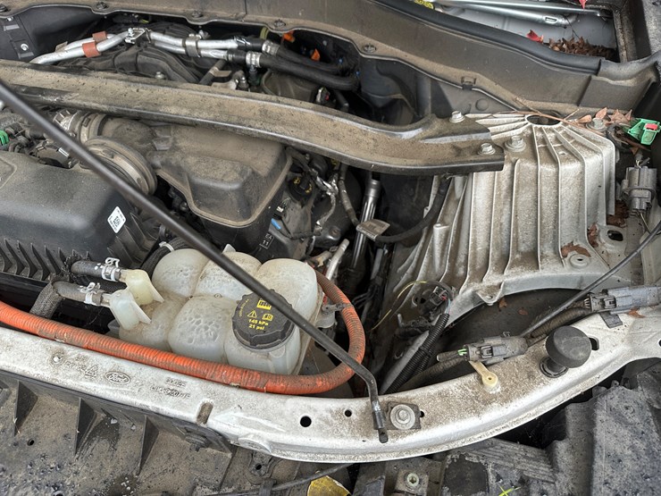 2021-ford-explorer-image-29