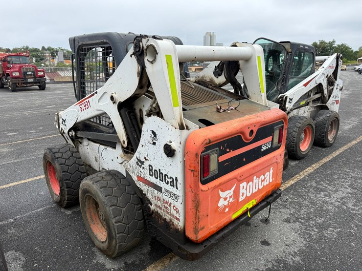 2015-bobcat-s650-image-4