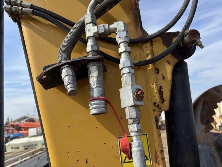 2013-caterpillar-308e2-cr-image-16