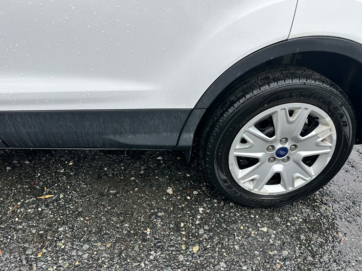 2016-ford-escape-image-47