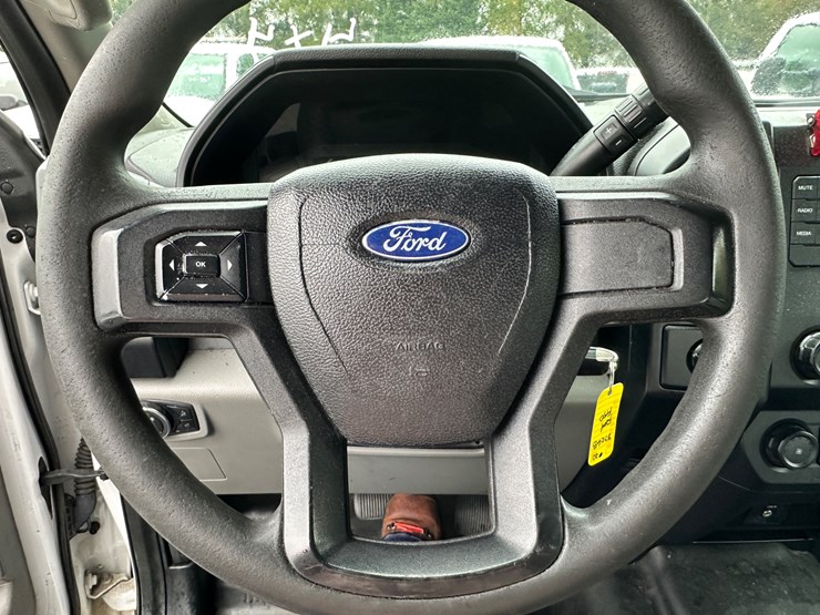 2020-ford-f150-xl-image-79