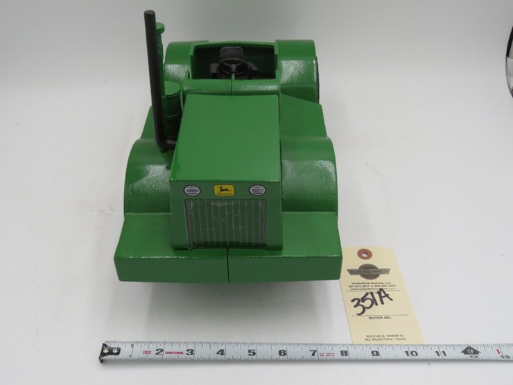 john-deere-17-image-3