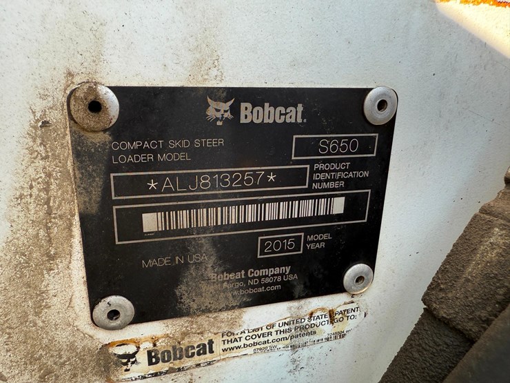 2015-bobcat-s650-image-18