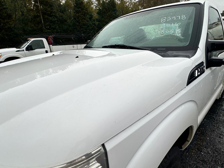 2016-ford-f250-xl-image-41