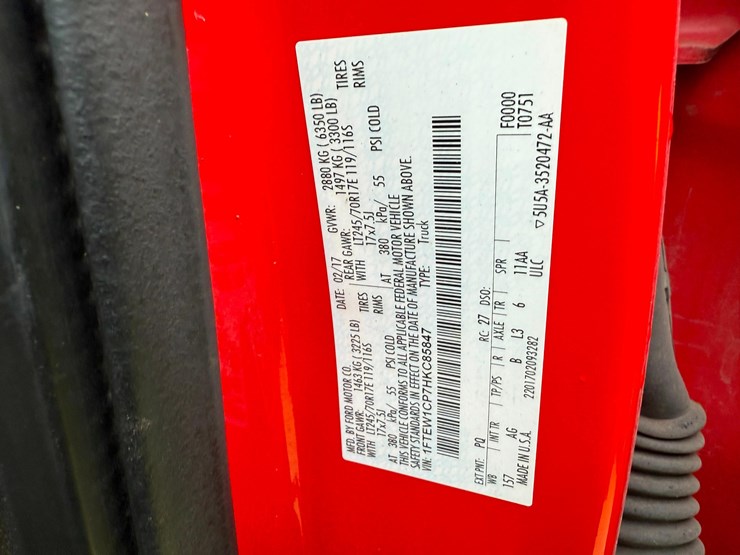 2017-ford-f150-xl-image-18