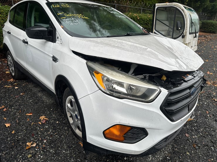 2017-ford-escape-image-14