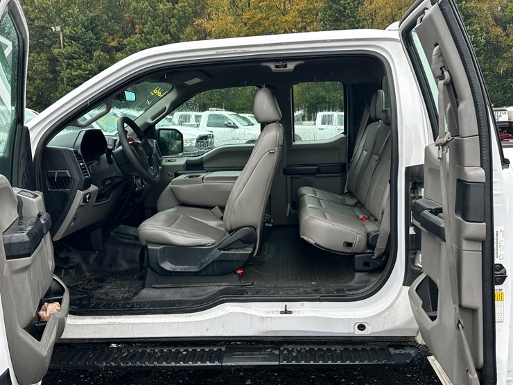 2020-ford-f150-xl-image-85