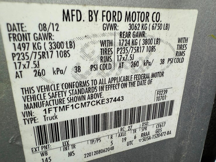 2012-ford-f150-xlt-image-16