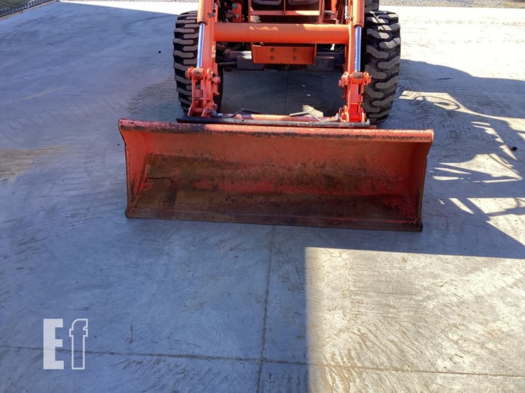 2007-kubota-m6040dt-image-9