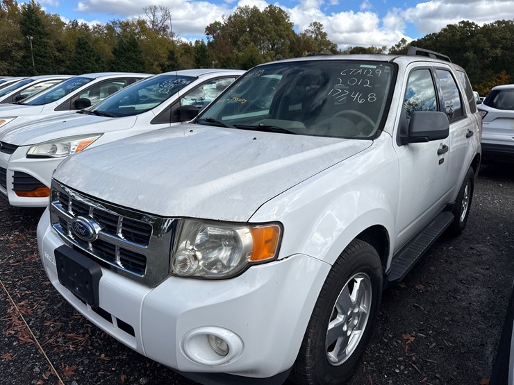 2012-ford-escape-xlt-image-33