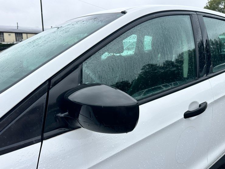 2016-ford-escape-image-36