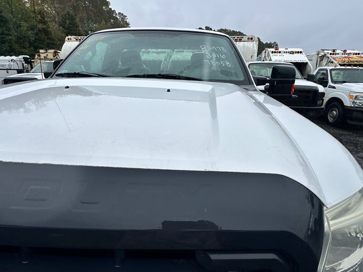 2016-ford-f250-xl-image-40