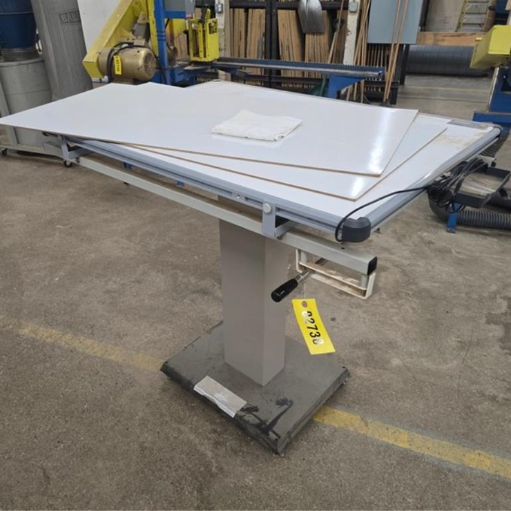 #2738 • Logic Tracer Drafting Table