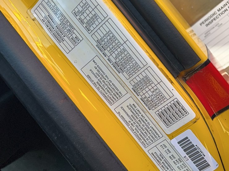 2017-peterbilt-567-image-6