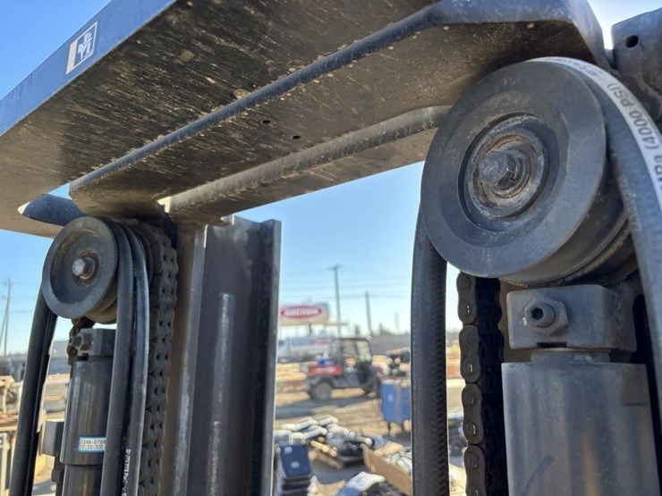 2011-hyundai-30l-7a-image-15