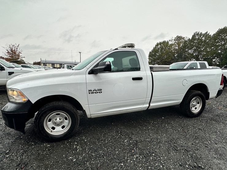 2015-dodge-ram-1500-image-7