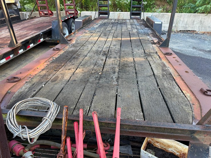 2011-towmaster-t16d-image-7