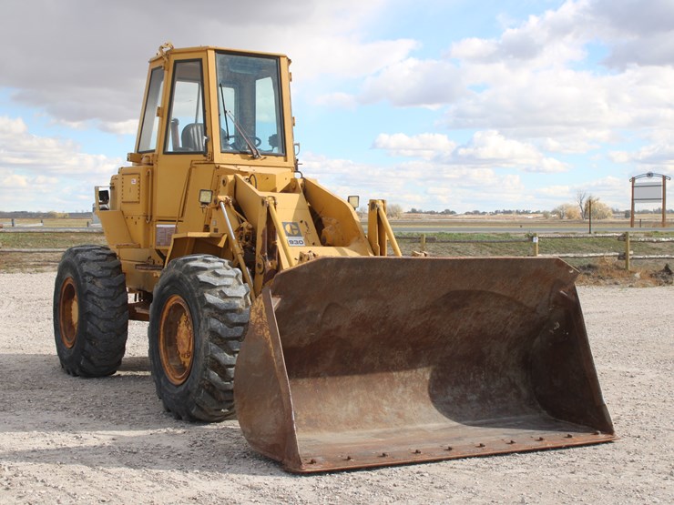 caterpillar-930-image-13