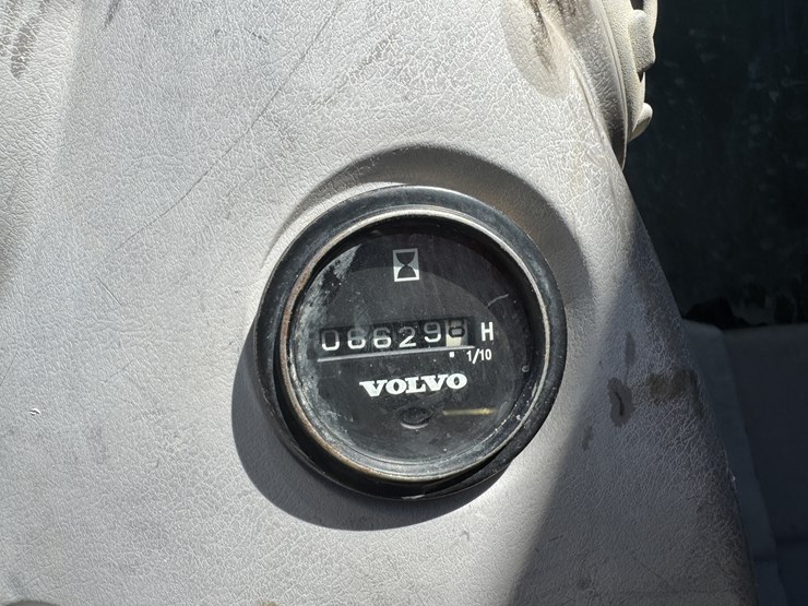 volvo-ecr235cl-image-2