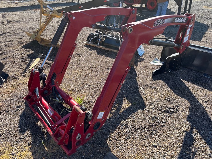case-ih-l550-image-2