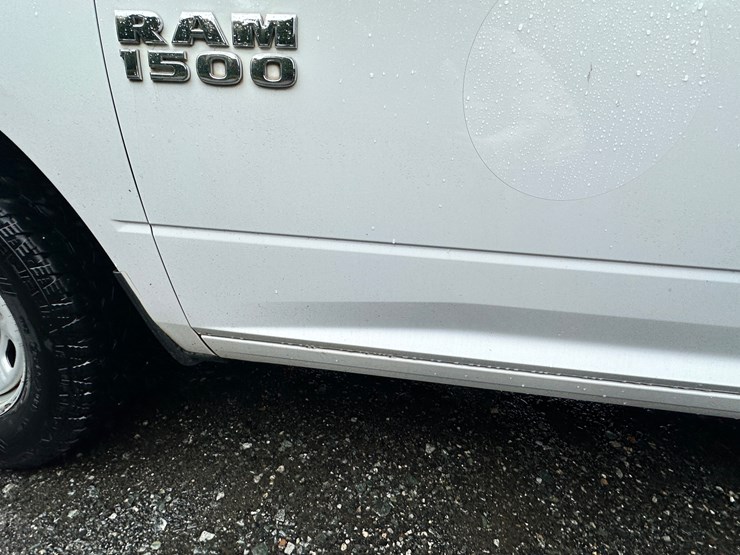 2015-dodge-ram-1500-image-41