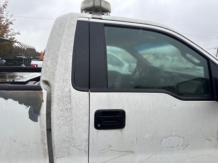 2011-ford-f150-xl-image-23