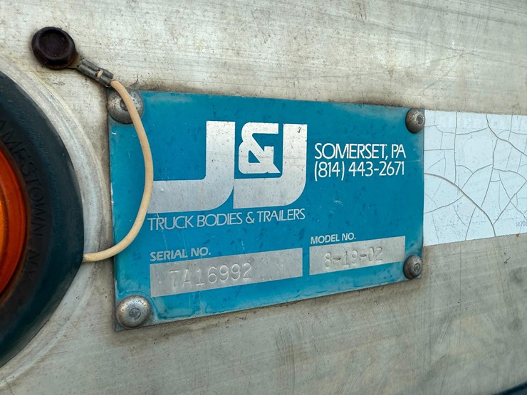 2003-peterbilt-378-image-13