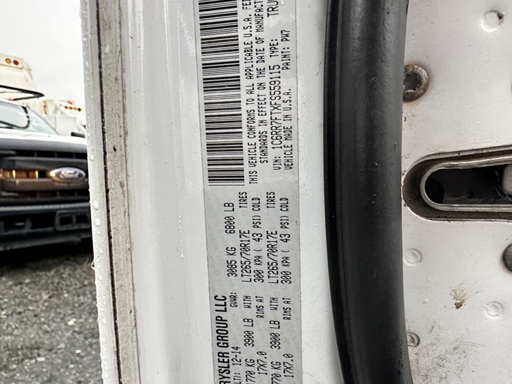 2015-dodge-ram-1500-image-58