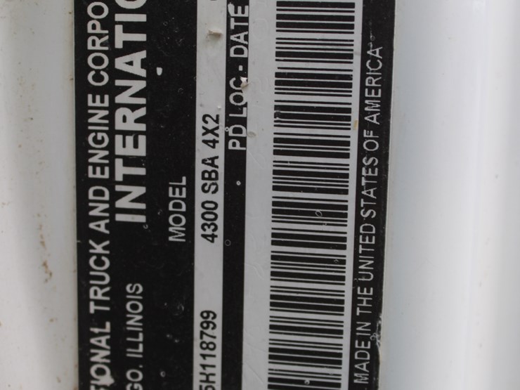 2004-international-durastar-4300-image-121