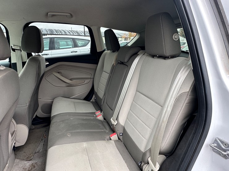 2014-ford-escape-image-77