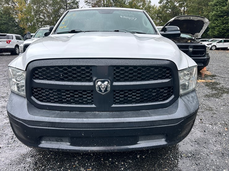 2015-dodge-ram-1500-image-3