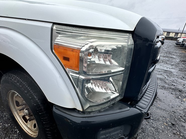 2016-ford-f250-xl-image-29