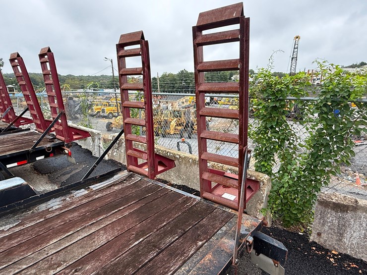 2011-towmaster-t16d-image-5