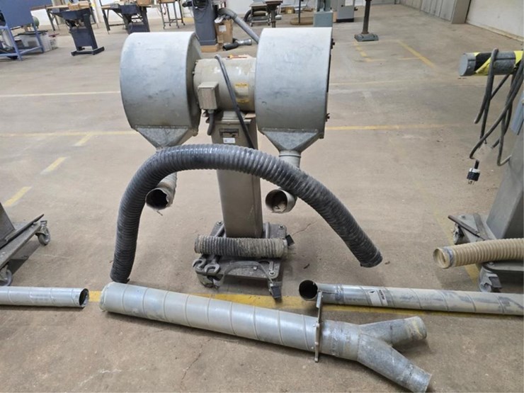 #2733-•-g&p-machinery-epn-flap-sander-image-3