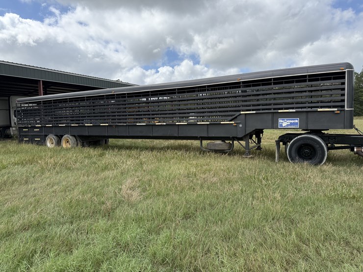 2015-goose-neck-cattle-trailer-image-1