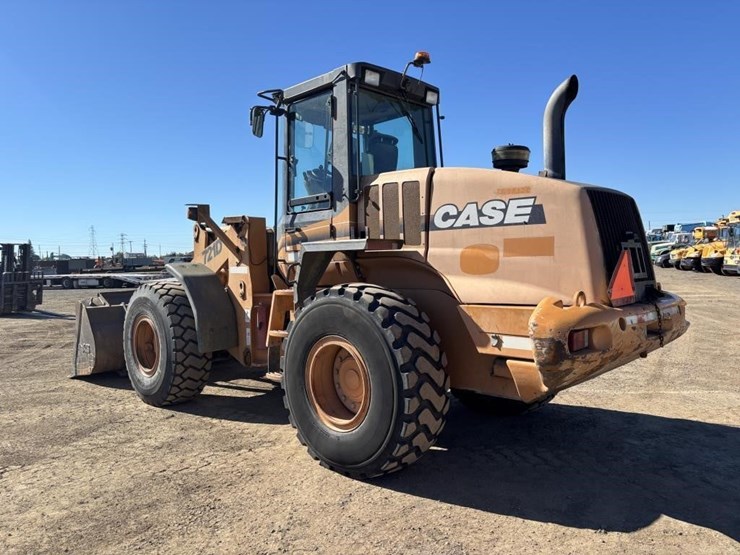 2004-case-721d-image-4